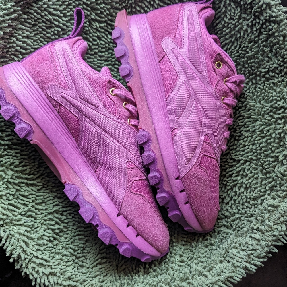 Reebok Cardi B
